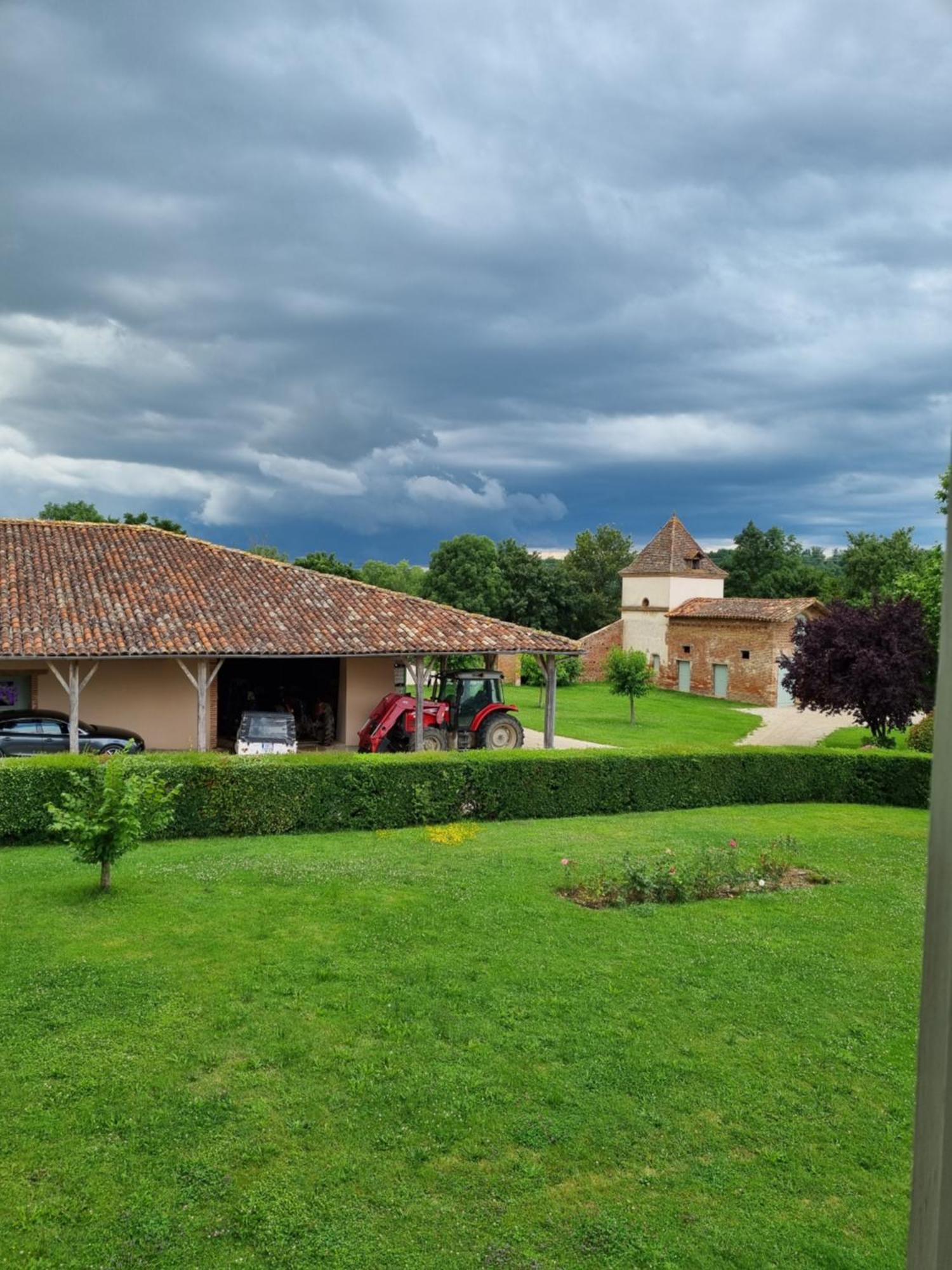 Domaine De Belcayre Panzió Montauban Kültér fotó